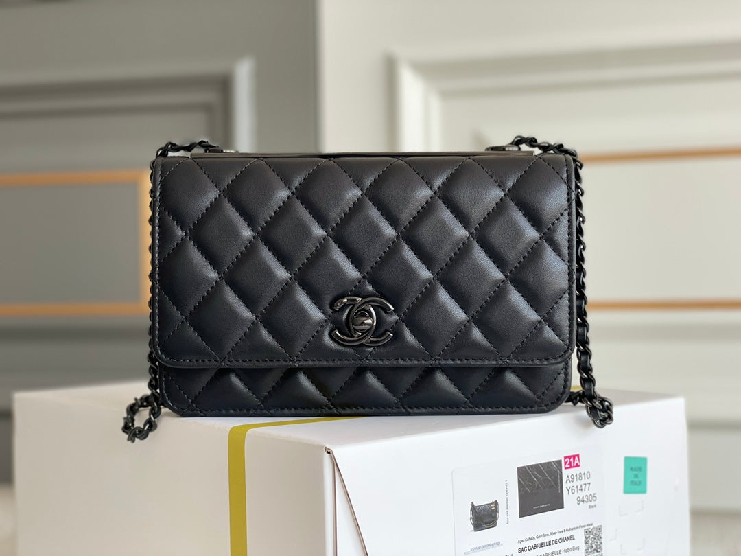 Chanel - Luxury Bag - CHL - 610