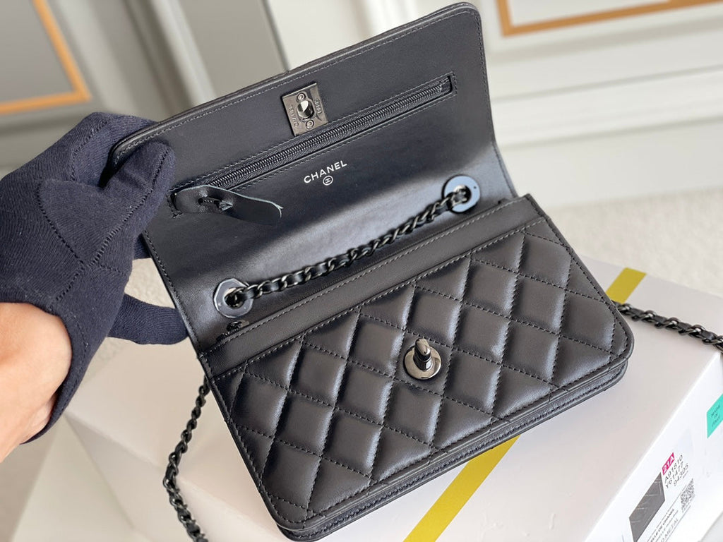 Chanel - Luxury Bag - CHL - 610