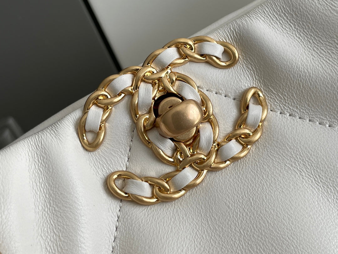Chanel - Luxury Bag - CHL - 595
