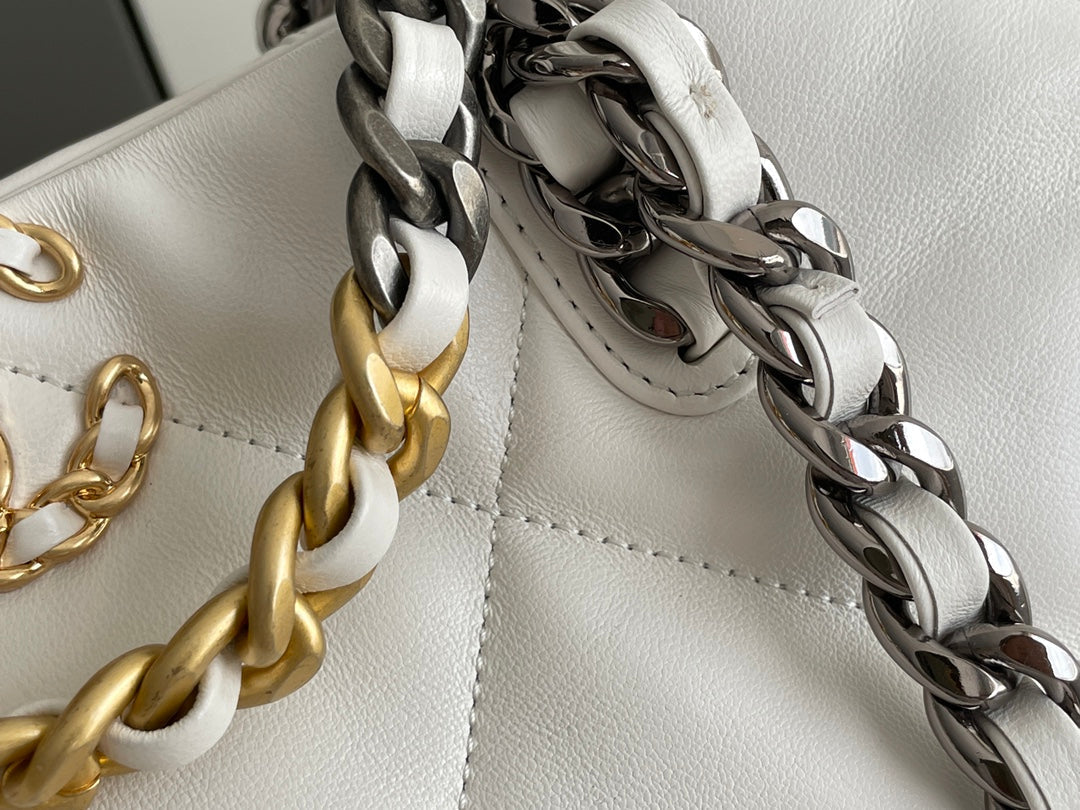Chanel - Luxury Bag - CHL - 595