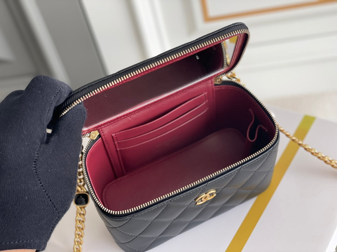 Chanel - Luxury Bag - CHL - 598