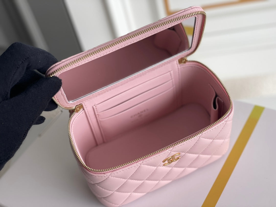 Chanel - Luxury Bag - CHL - 599