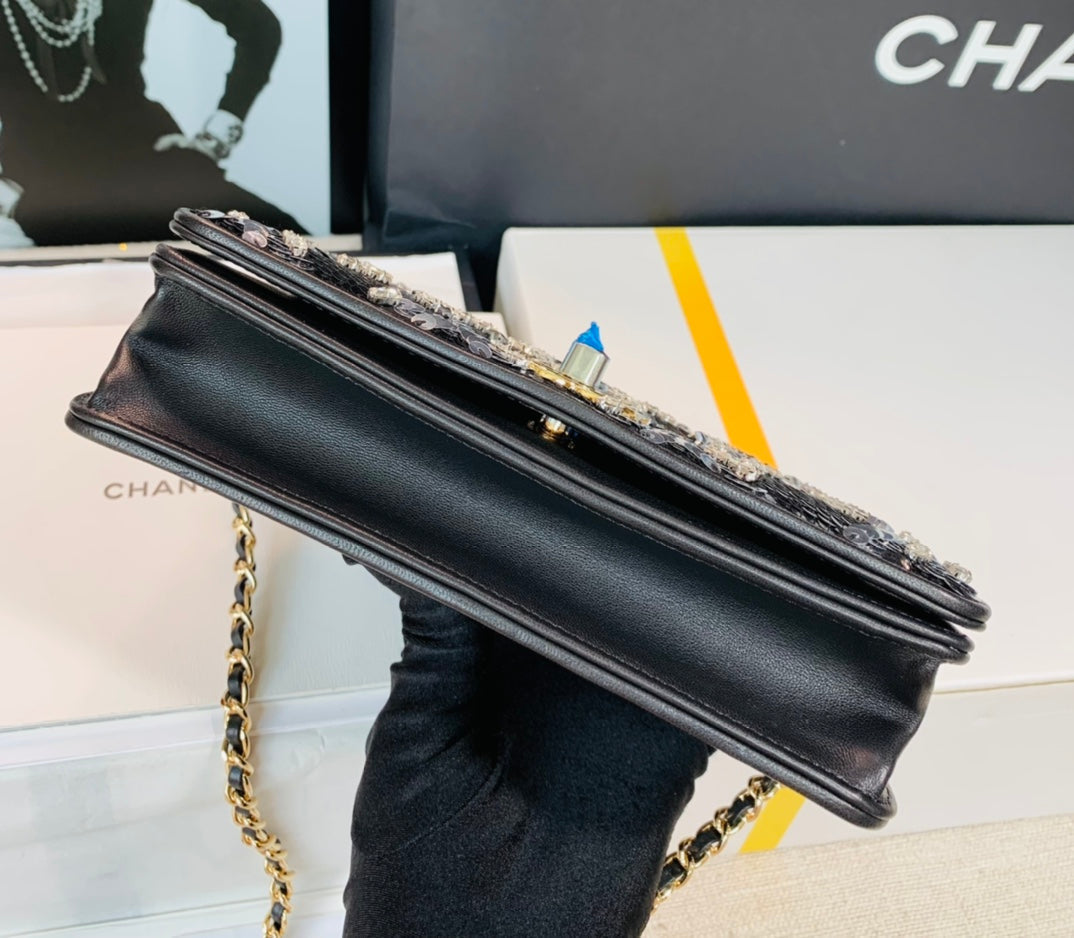 Chanel - Luxury Bag - CHL - 638