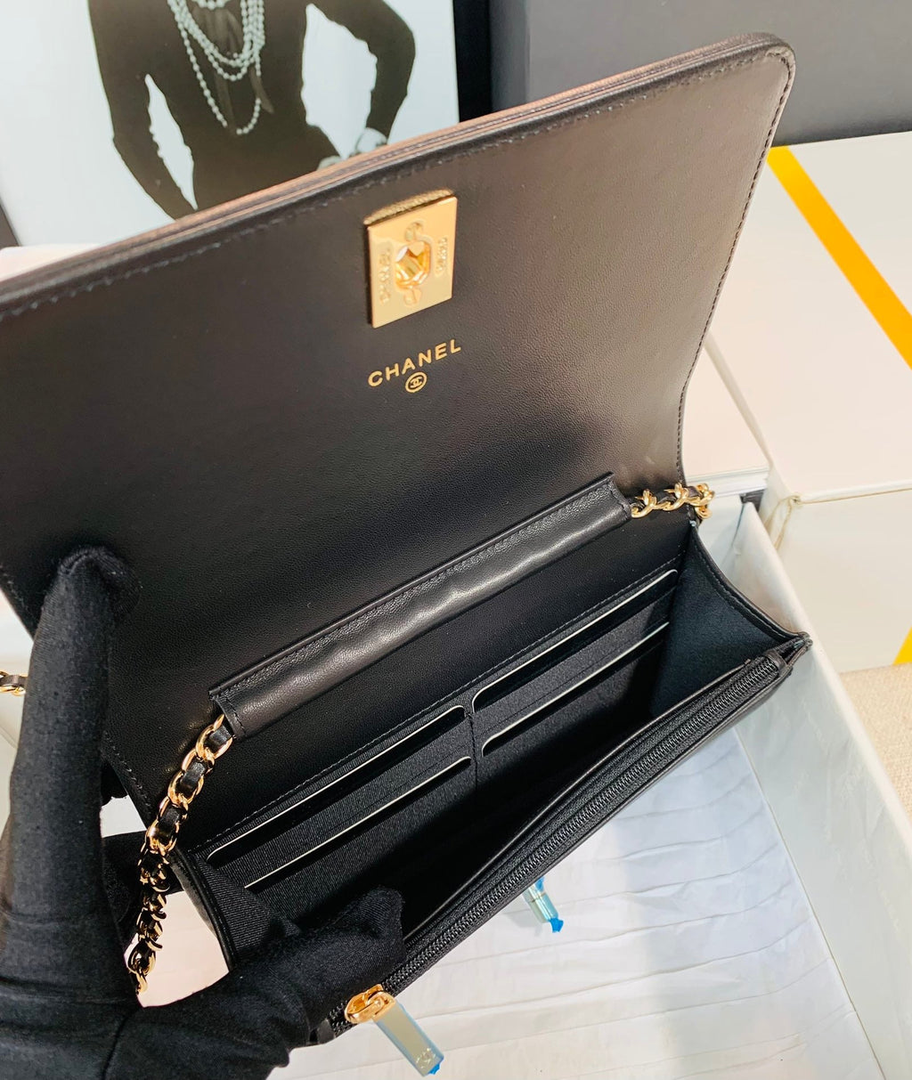Chanel - Luxury Bag - CHL - 638