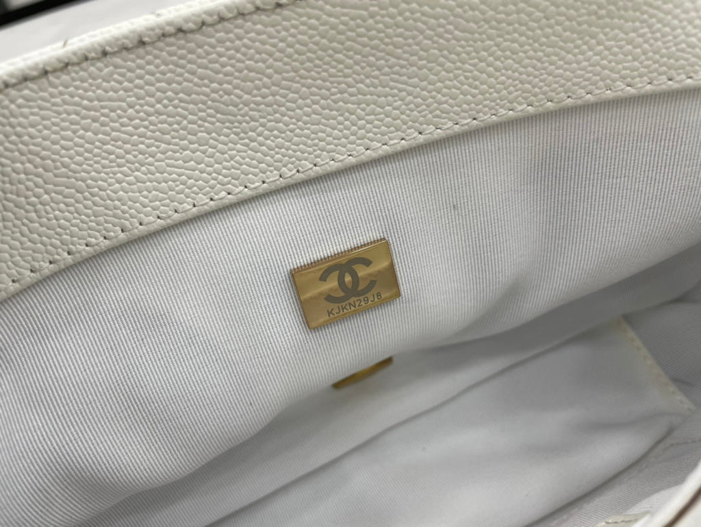 Chanel - Luxury Bag - CHL - 653