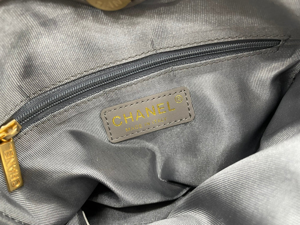 Chanel - Luxury Bag - CHL - 658
