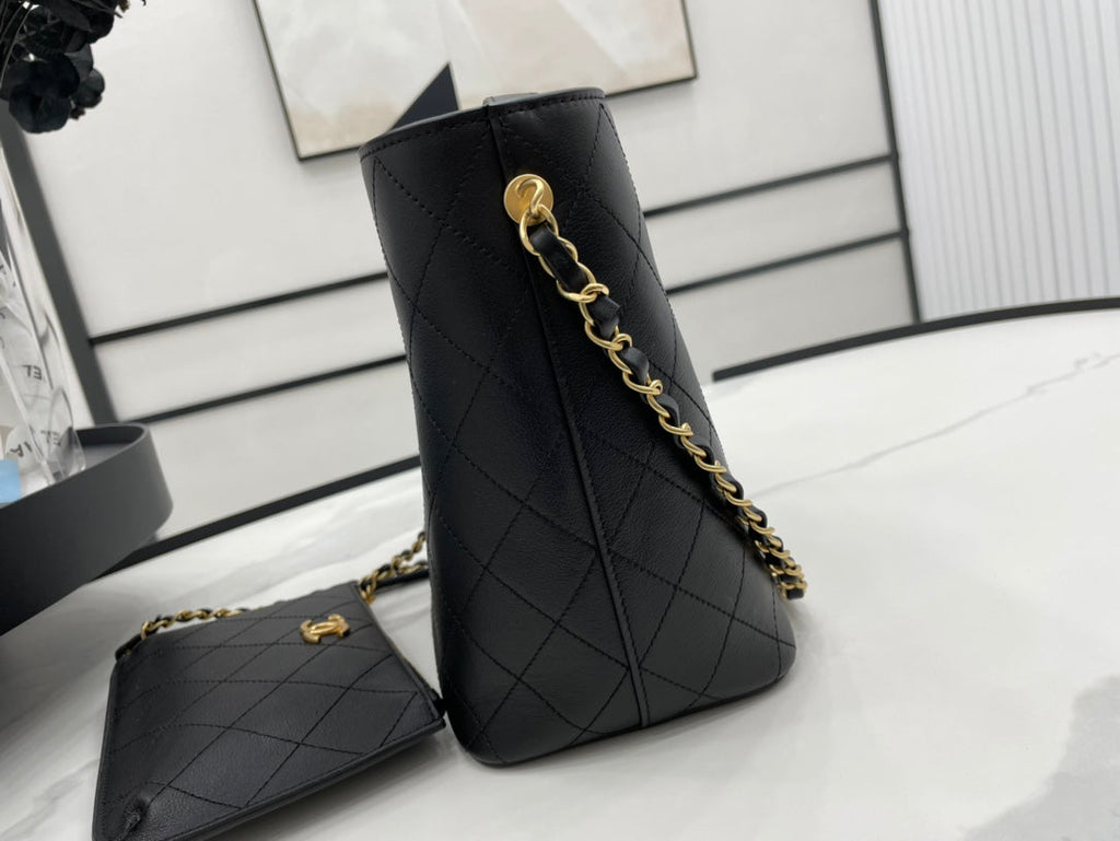 Chanel - Luxury Bag - CHL - 660