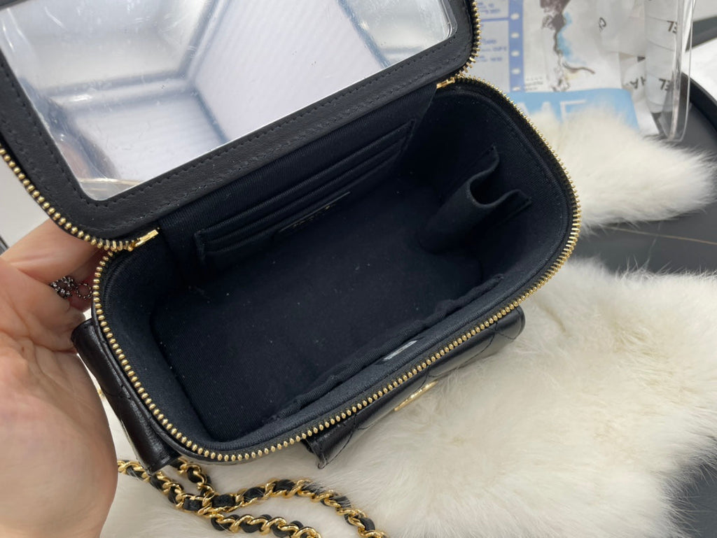 Chanel - Luxury Bag - CHL - 624