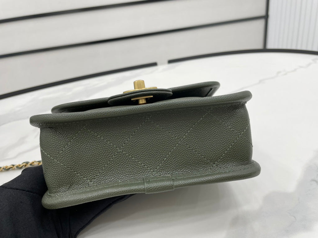 Chanel - Luxury Bag - CHL - 661