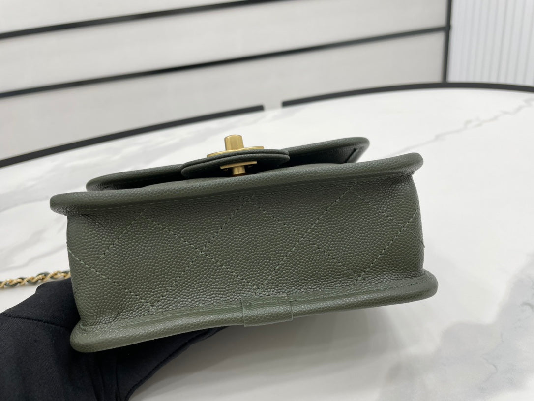 Chanel - Luxury Bag - CHL - 661