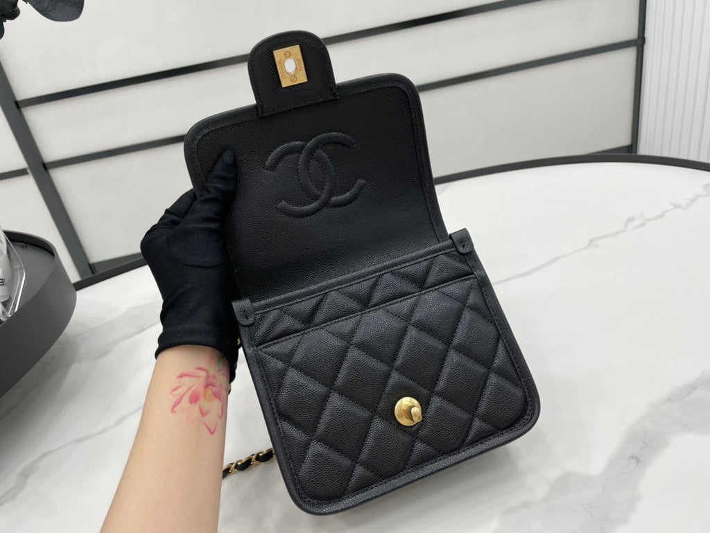 Chanel - Luxury Bag - CHL - 665