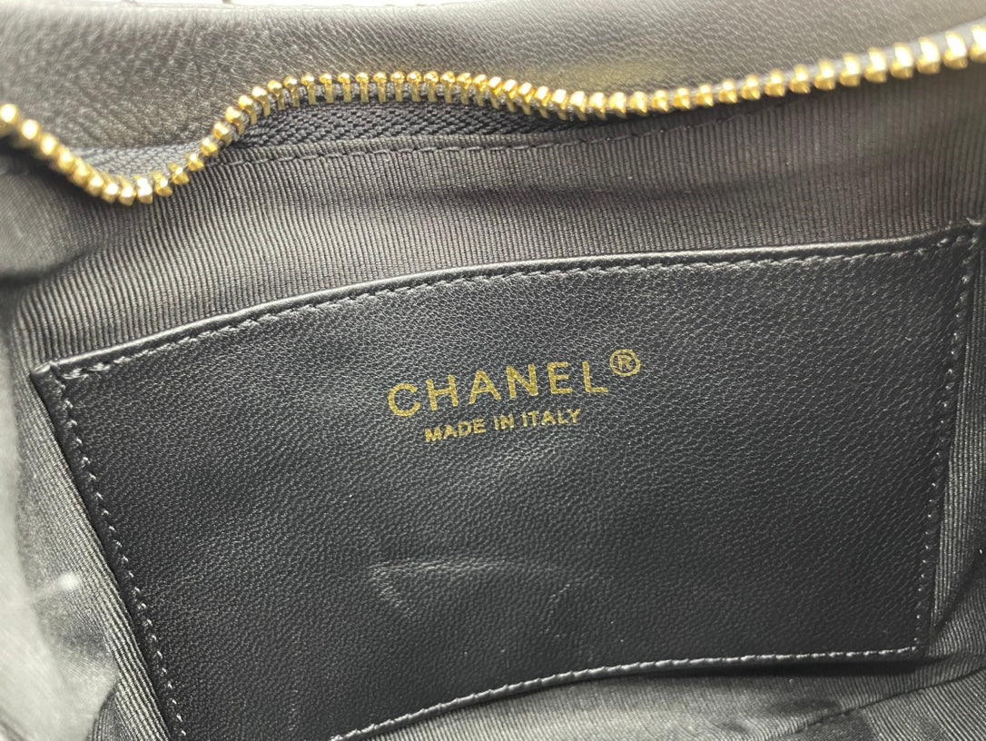 Chanel - Luxury Bag - CHL - 588