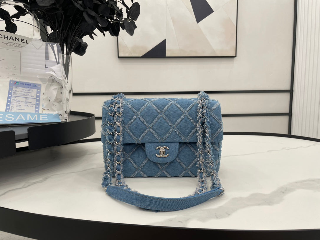 Chanel - Luxury Bag - CHL - 611