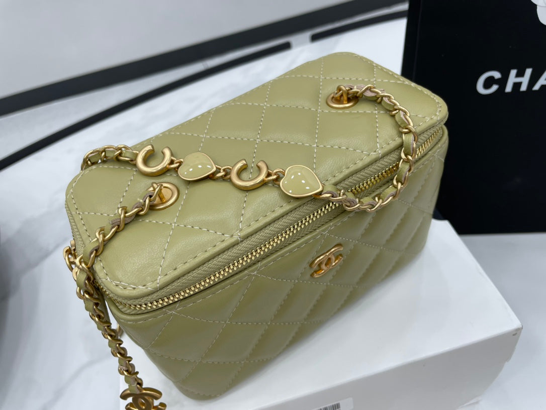 Chanel - Luxury Bag - CHL - 613