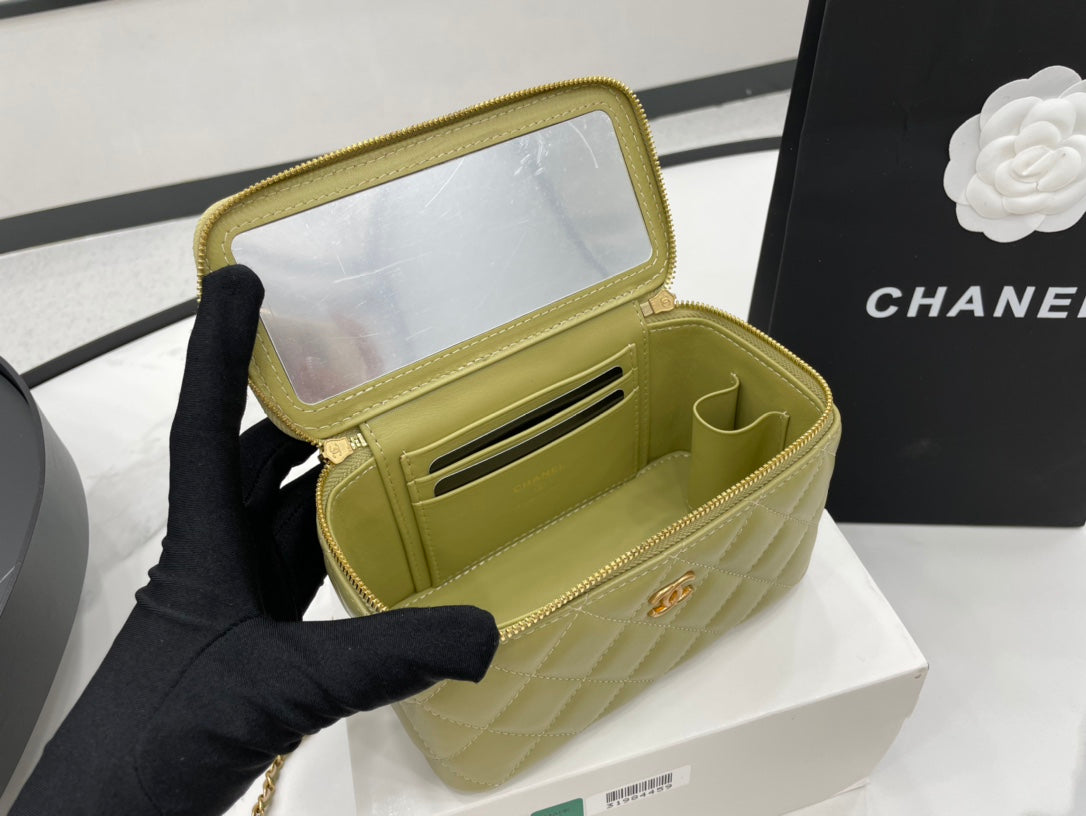 Chanel - Luxury Bag - CHL - 613