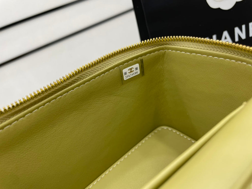 Chanel - Luxury Bag - CHL - 613