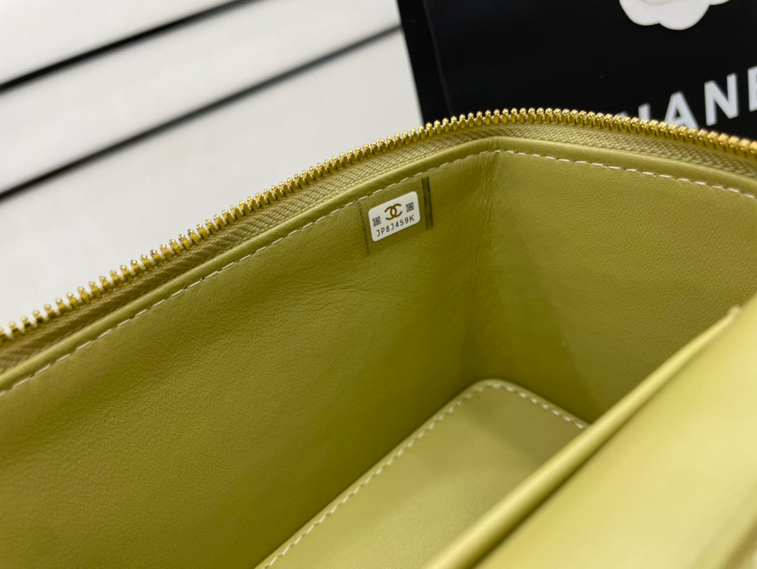 Chanel - Luxury Bag - CHL - 613