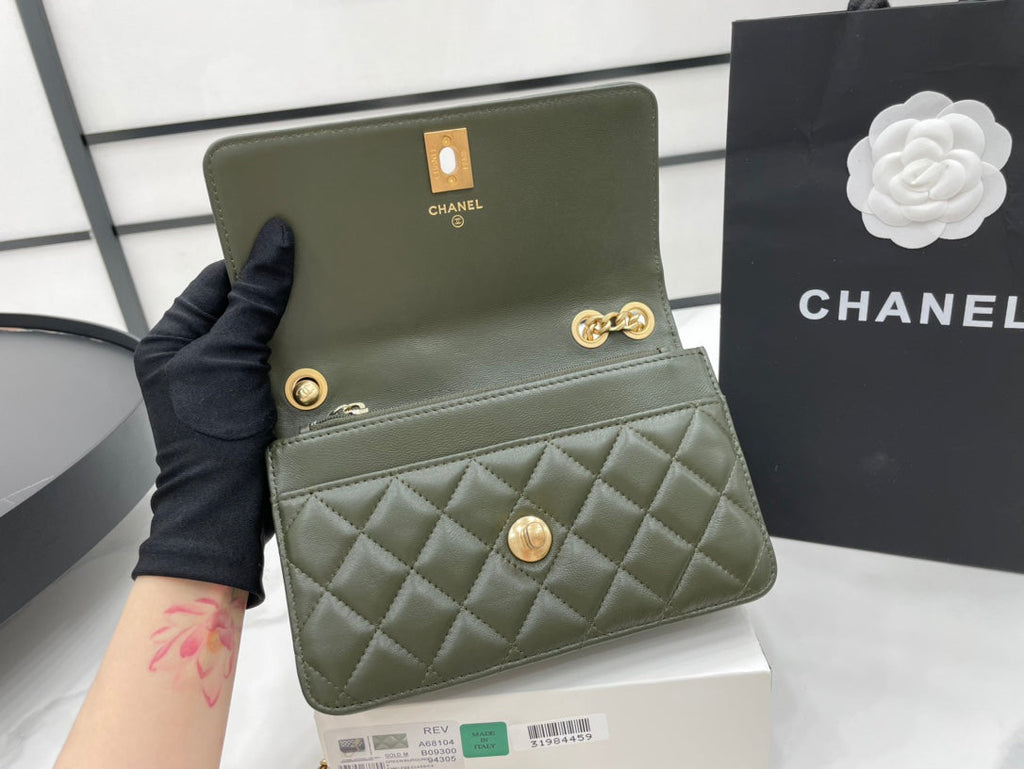 Chanel - Luxury Bag - CHL - 621