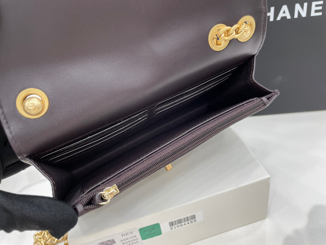 Chanel - Luxury Bag - CHL - 620