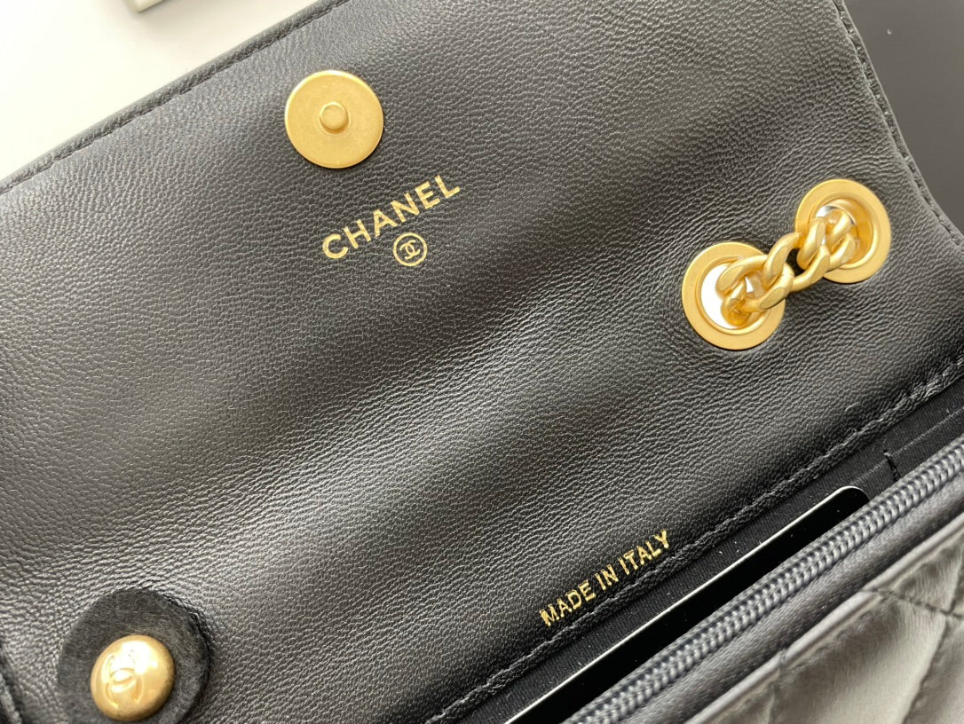 Chanel - Luxury Bag - CHL - 623