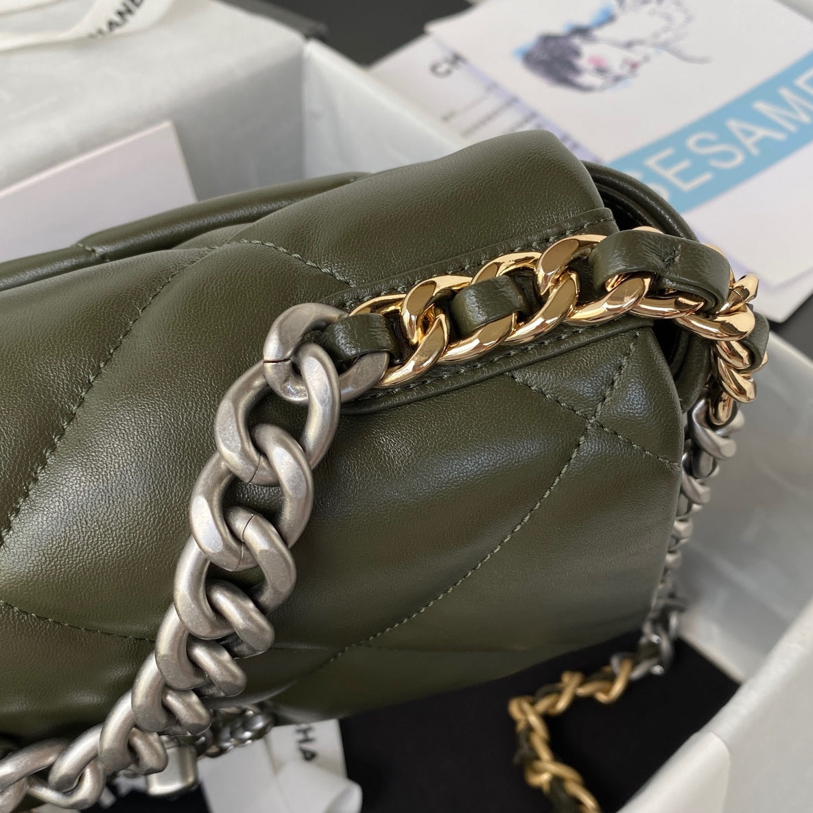 Chanel - Luxury Bag - CHL - 520
