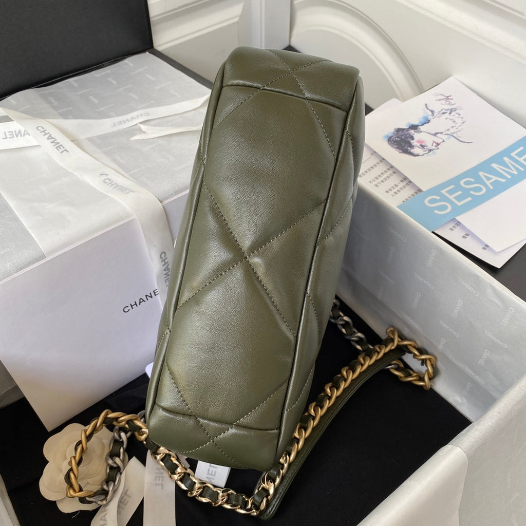Chanel - Luxury Bag - CHL - 520