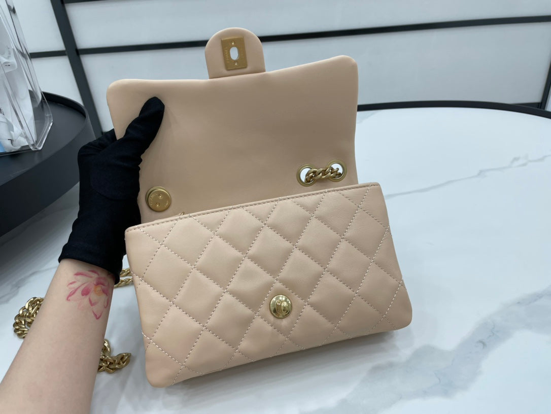 Chanel - Luxury Bag - CHL - 627