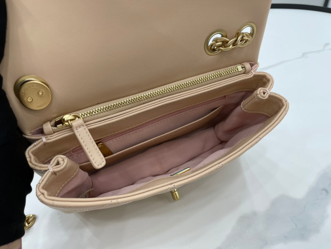 Chanel - Luxury Bag - CHL - 627
