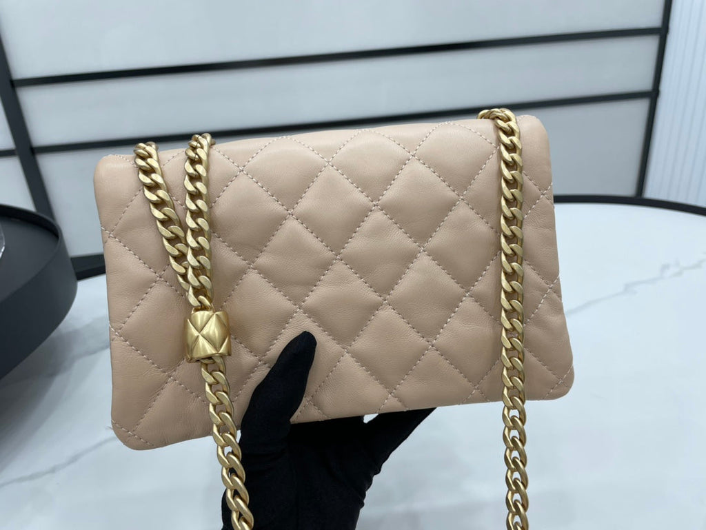 Chanel - Luxury Bag - CHL - 627