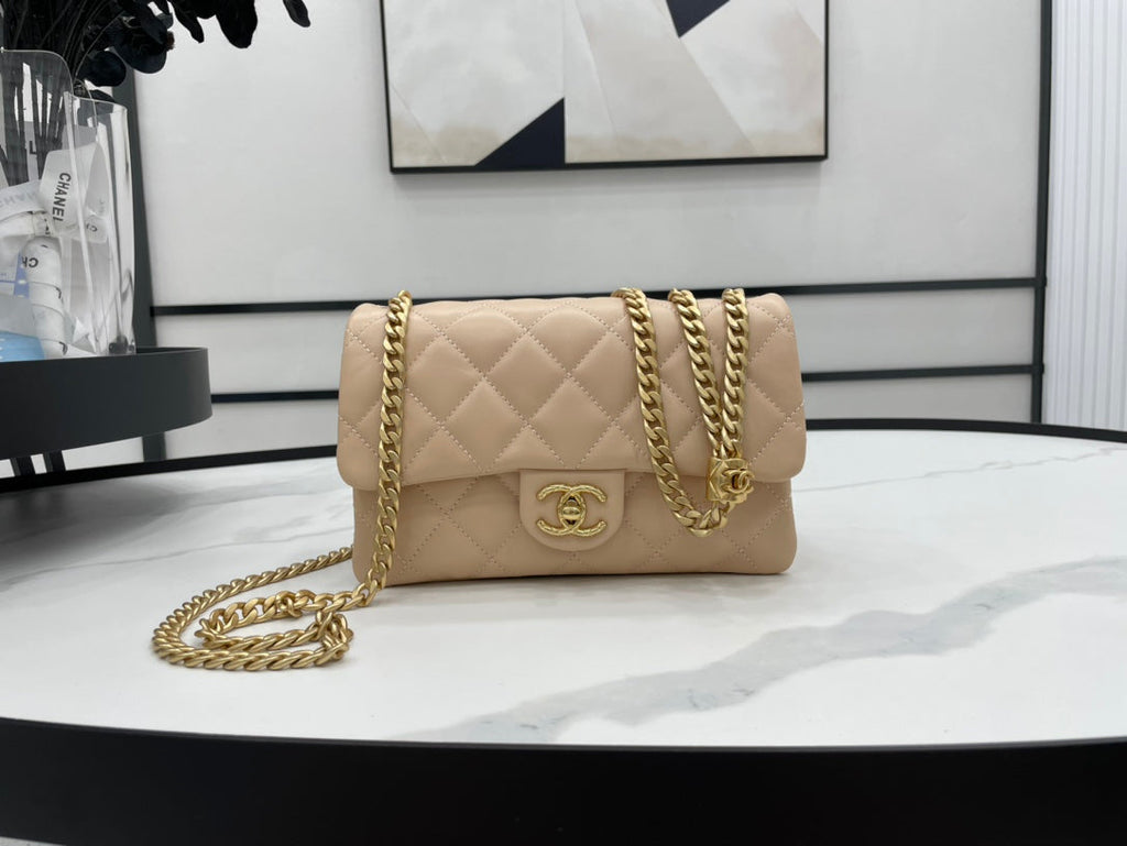 Chanel - Luxury Bag - CHL - 627