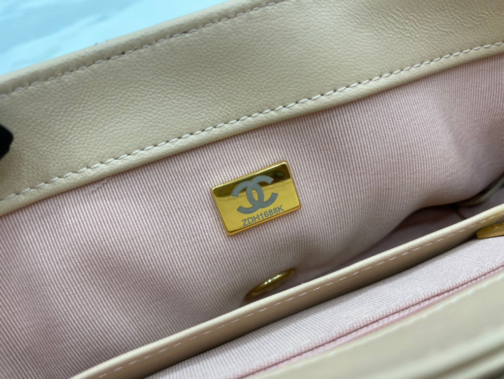 Chanel - Luxury Bag - CHL - 627