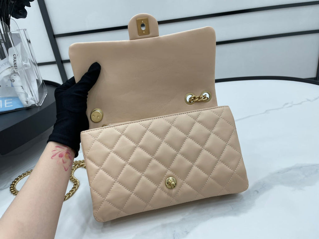 Chanel - Luxury Bag - CHL - 628