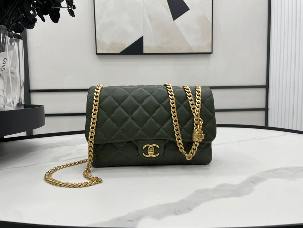 Chanel - Luxury Bag - CHL - 629