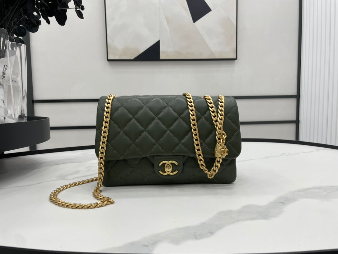 Chanel - Luxury Bag - CHL - 629