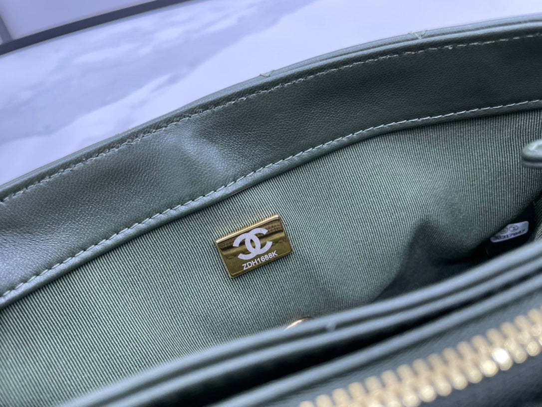 Chanel - Luxury Bag - CHL - 626