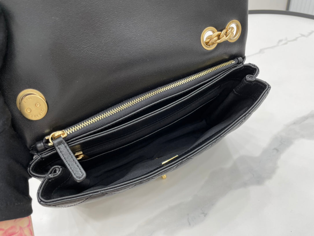 Chanel - Luxury Bag - CHL - 630