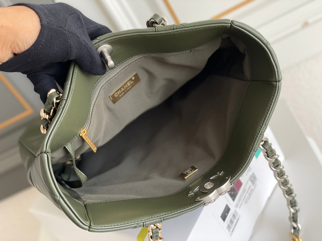Chanel - Luxury Bag - CHL - 579