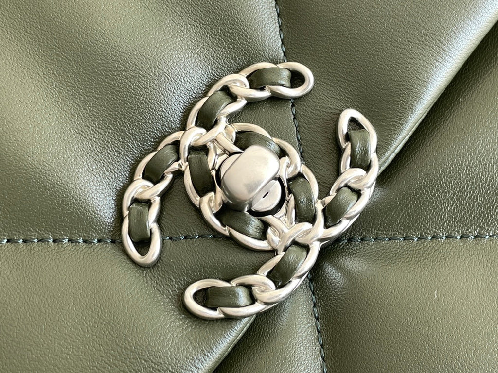 Chanel - Luxury Bag - CHL - 581