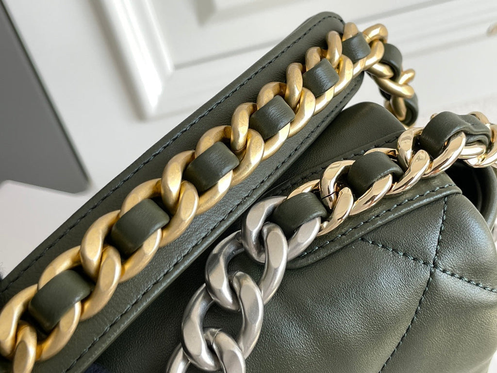 Chanel - Luxury Bag - CHL - 581