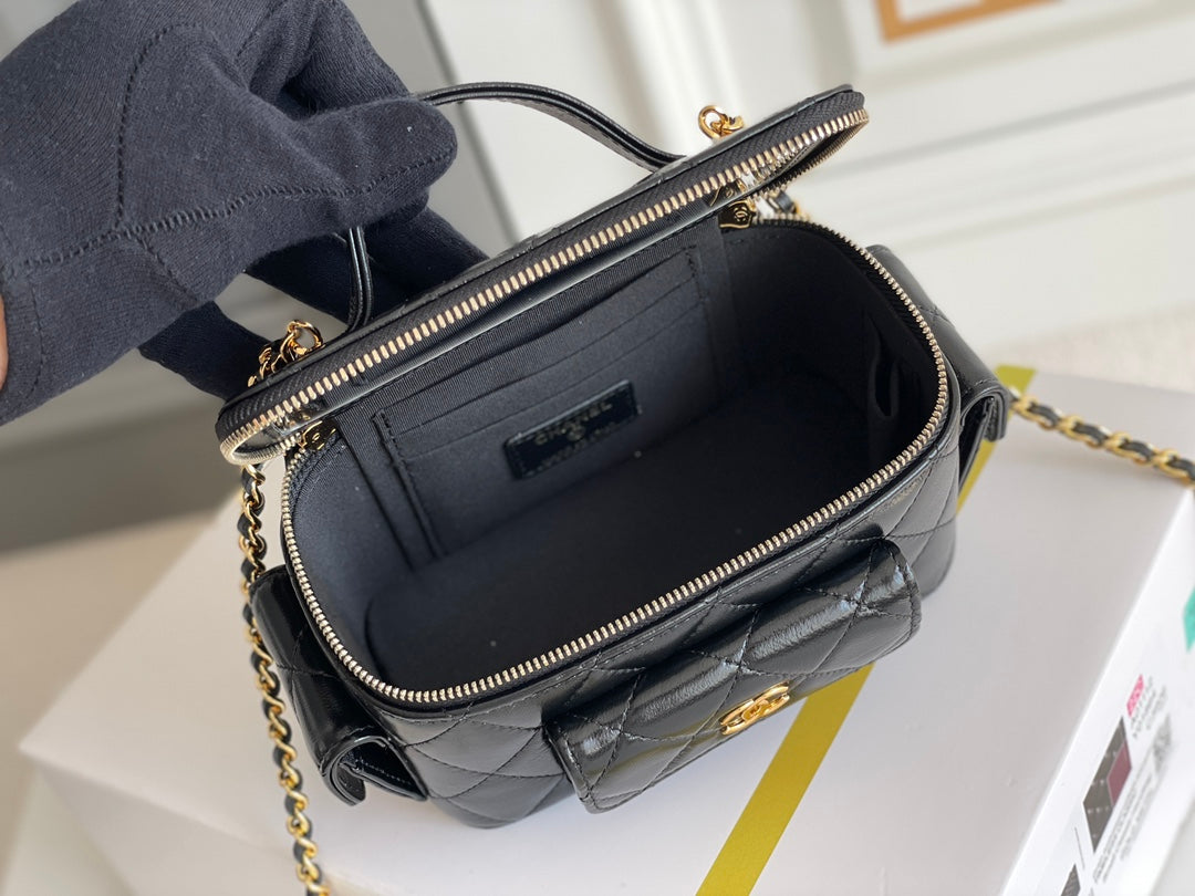 Chanel - Luxury Bag - CHL - 583