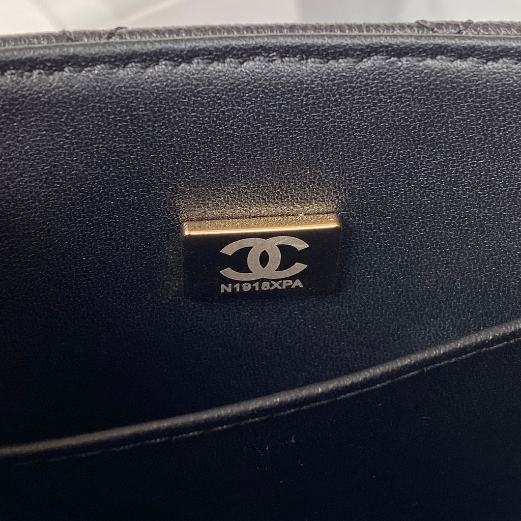 Chanel - Luxury Bag - CHL - 521