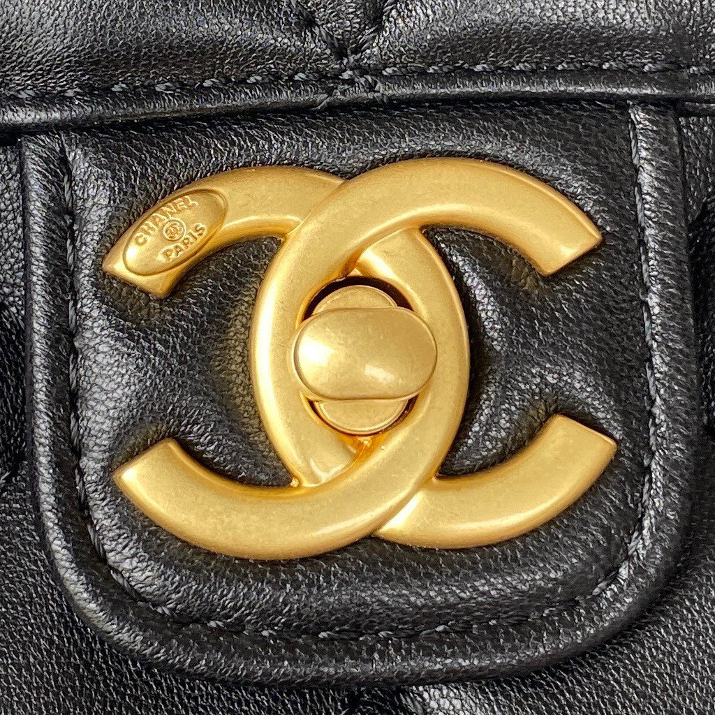 Chanel - Luxury Bag - CHL - 521