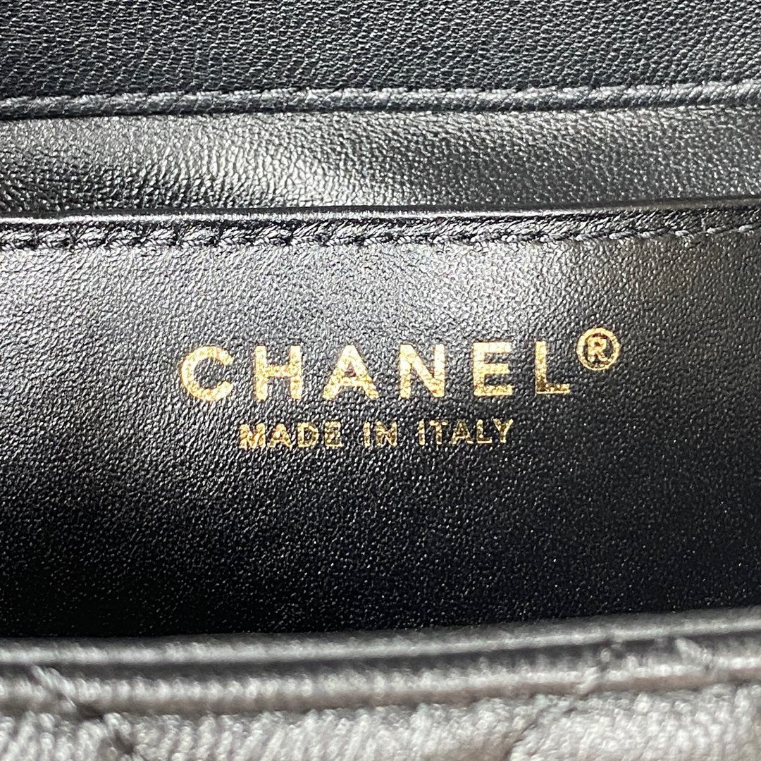 Chanel - Luxury Bag - CHL - 521