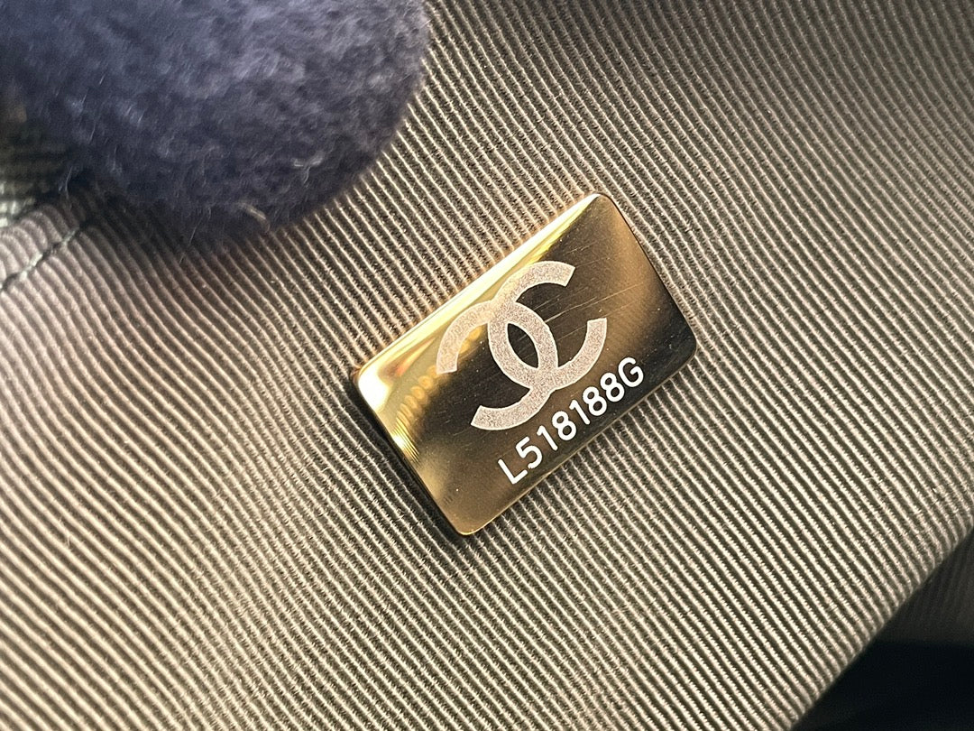 Chanel - Luxury Bag - CHL - 585