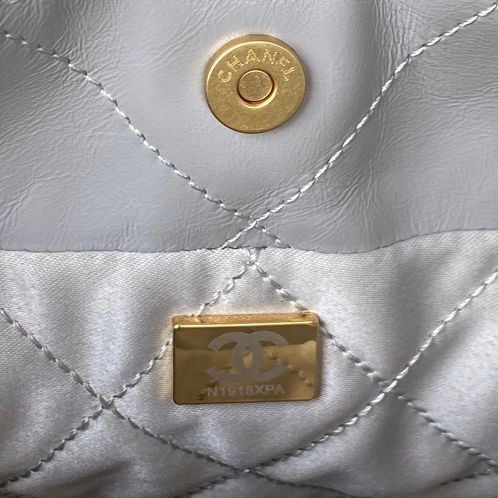 Chanel - Luxury Bag - CHL - 539