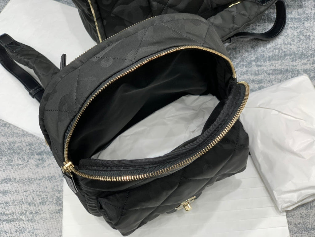Chanel - Luxury Bag - CHL - 386