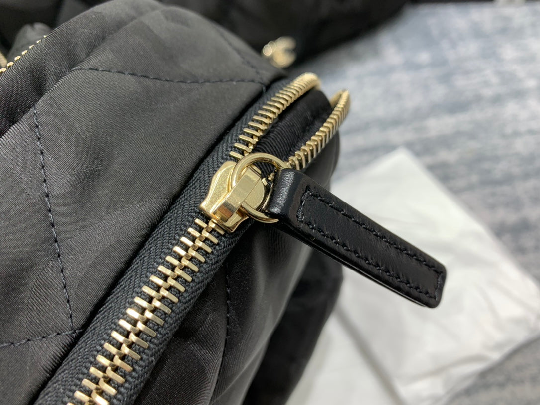 Chanel - Luxury Bag - CHL - 386