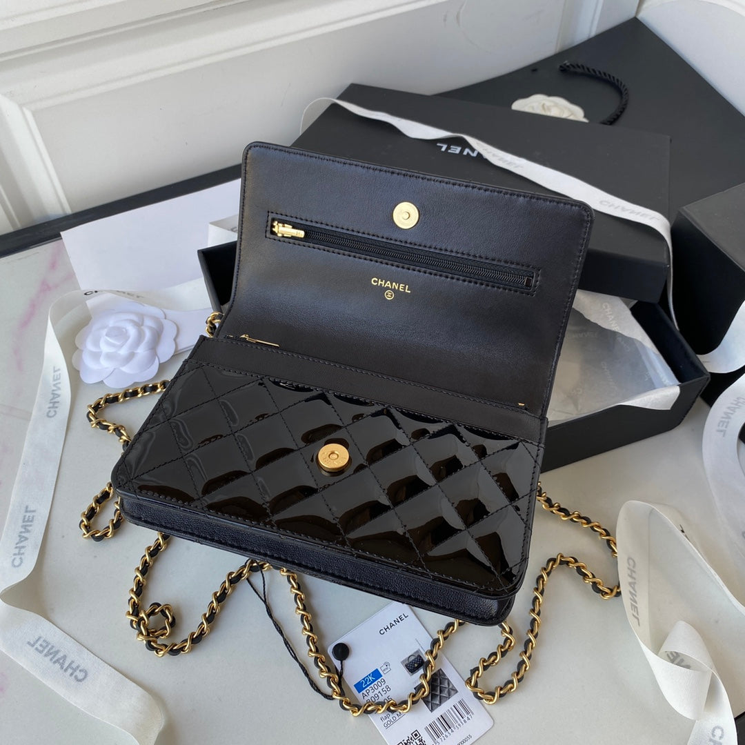 Chanel - Luxury Bag - CHL - 357