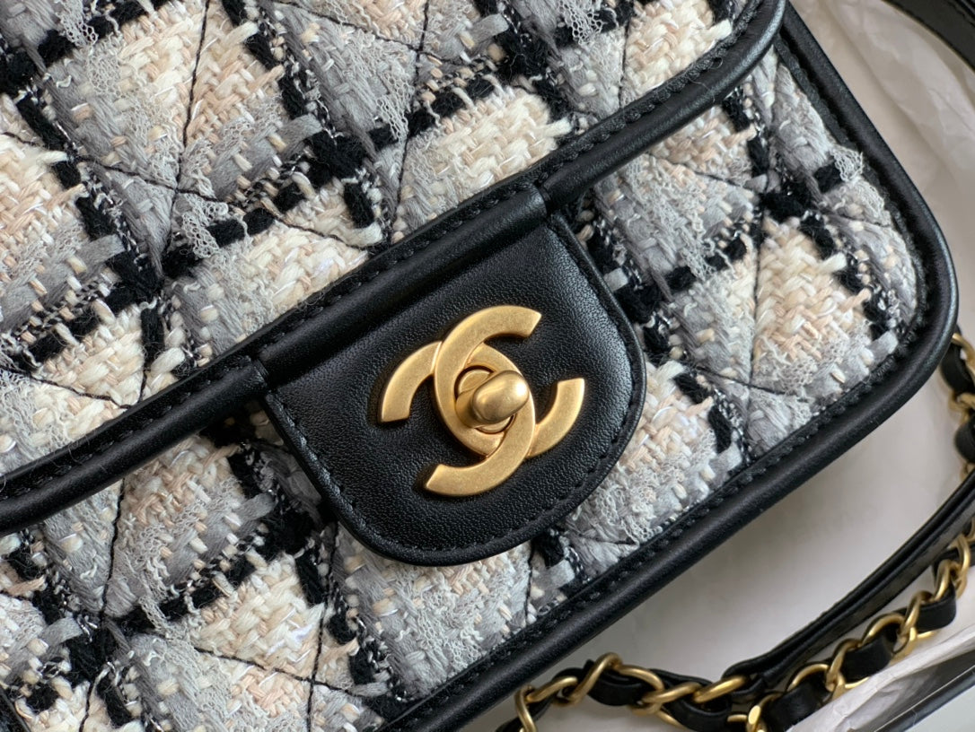 Chanel - Luxury Bag - CHL - 434