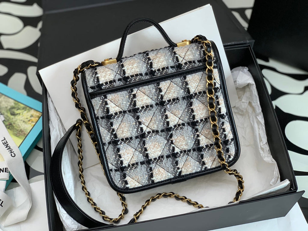 Chanel - Luxury Bag - CHL - 434